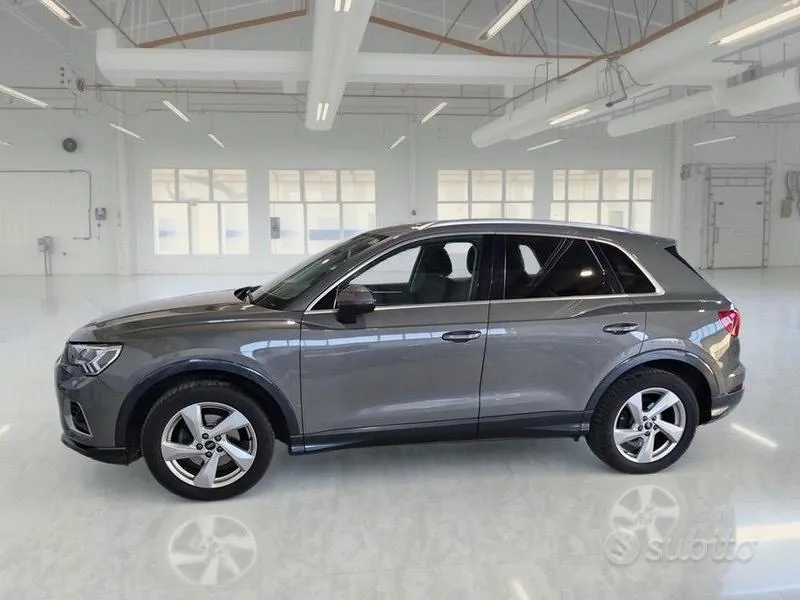 Audi Q3 2022 photo 5