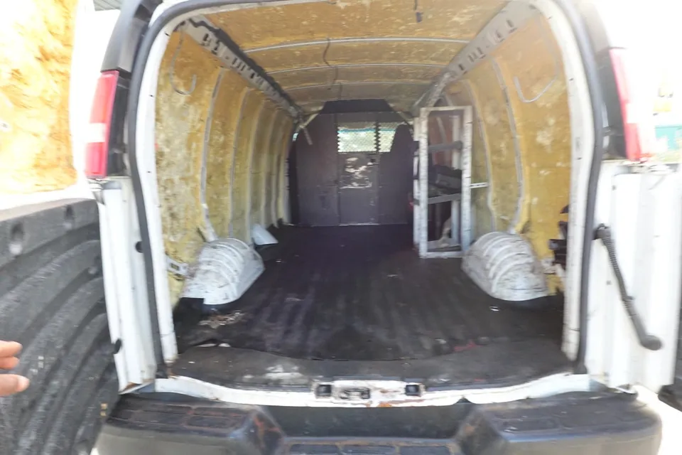 Chevrolet Express 2016 photo 2