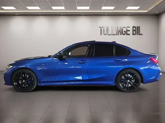 BMW 330E 2020 photo 2