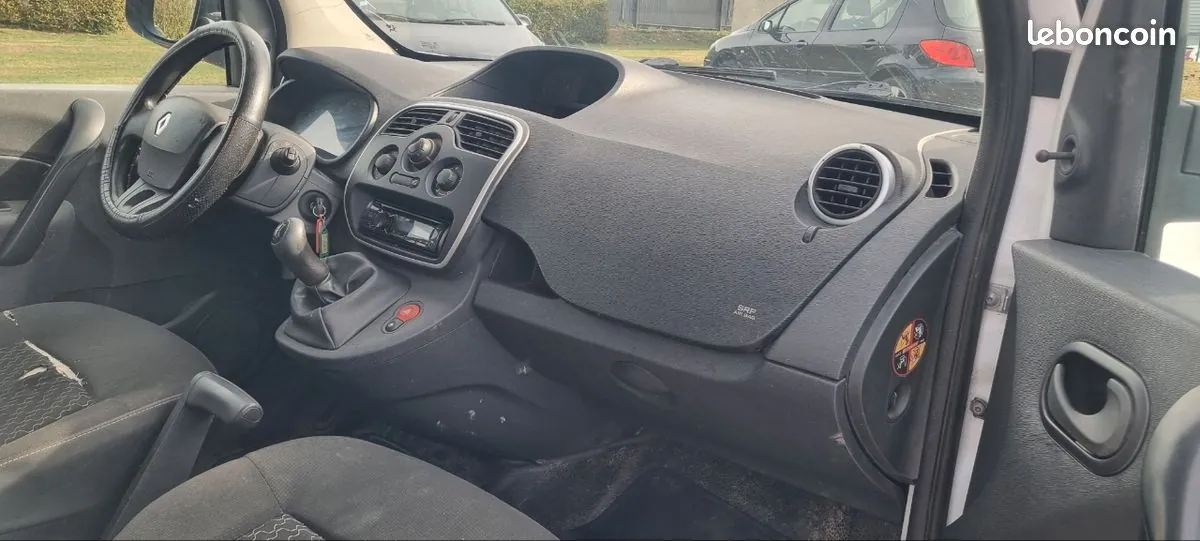 Renault Clio 2013 photo 5