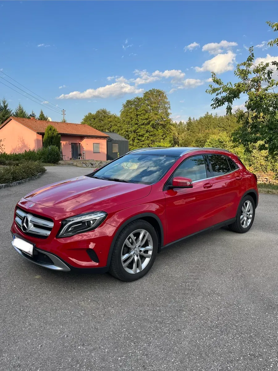 Mercedes-Benz Gla Class 2014 photo 2