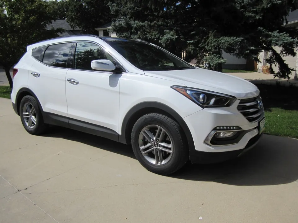 Hyundai Santa Fe 2018 photo 3