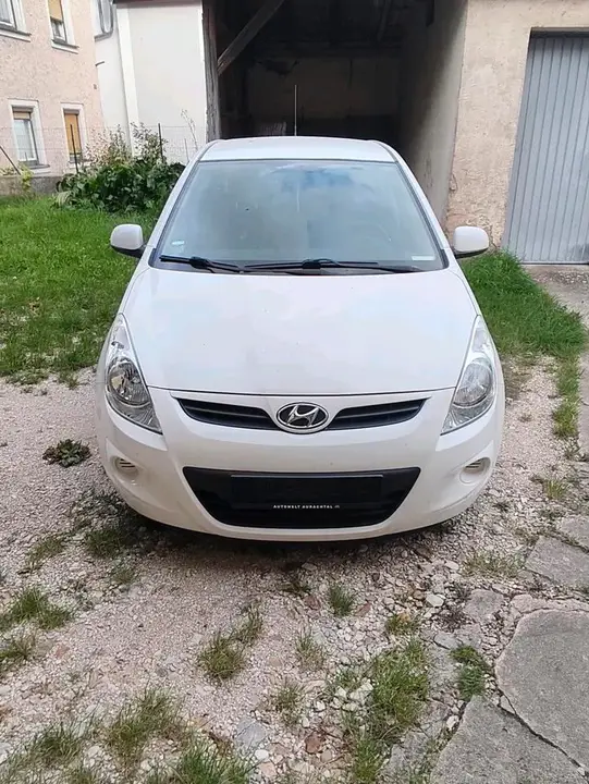 Hyundai I20
