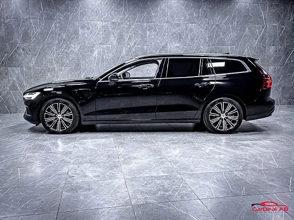 Volvo V60 2022 photo 4
