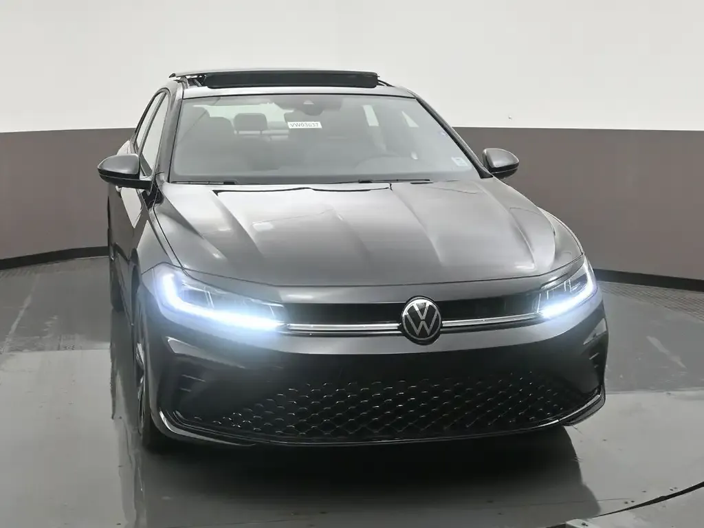 Volkswagen Jetta 2027 photo 2