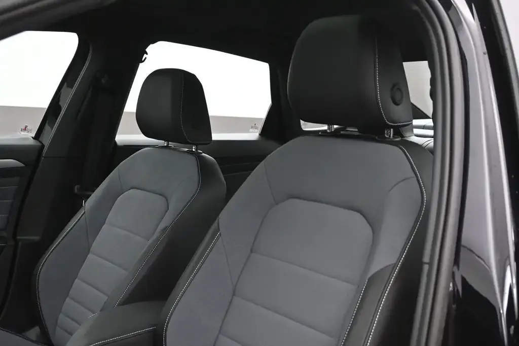 Volkswagen Jetta 2027 photo 4