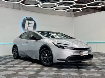 Toyota Prius 2024 photo 2