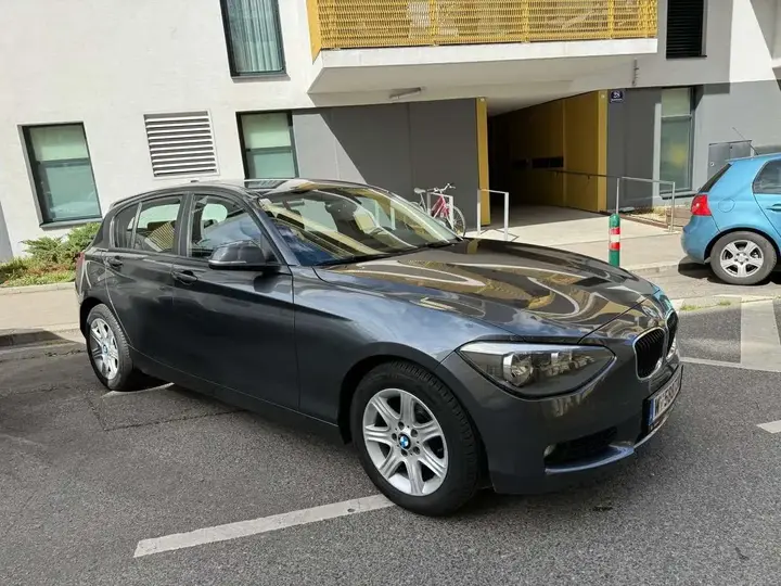 BMW 1 Series 2013 photo 2