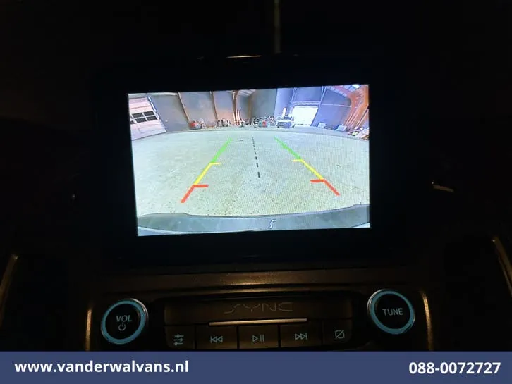 Ford Transit Connect 2023 photo 2