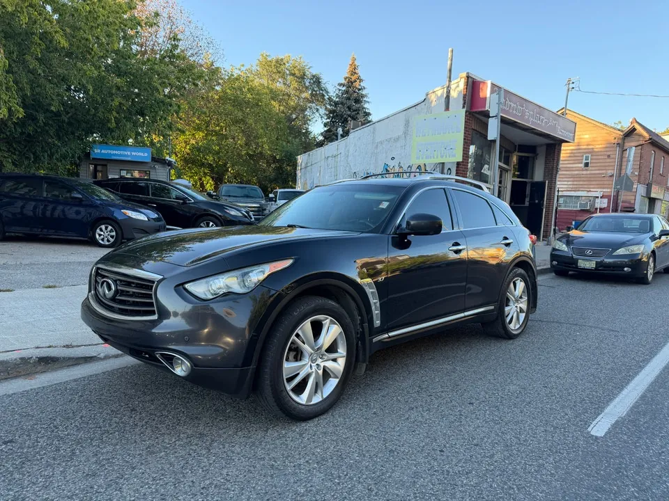 Infiniti Qx70