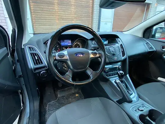 Ford Focus 2014 photo 5