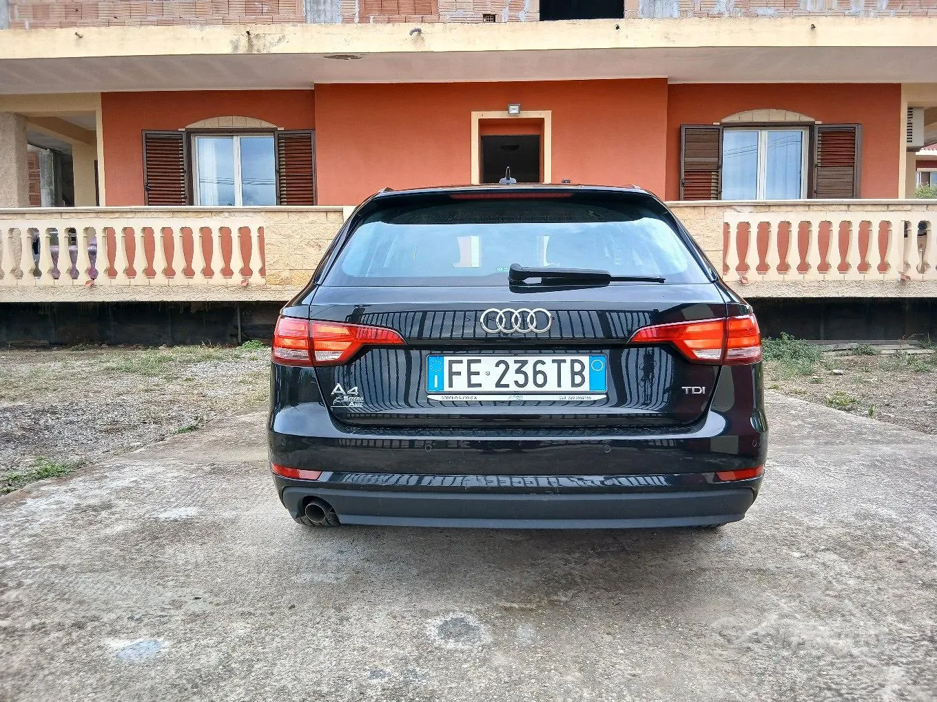 Audi A4 2016 photo 4