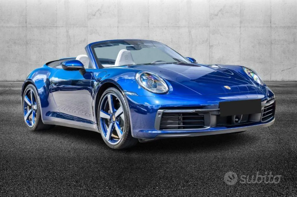 Porsche 911 2020 photo 2