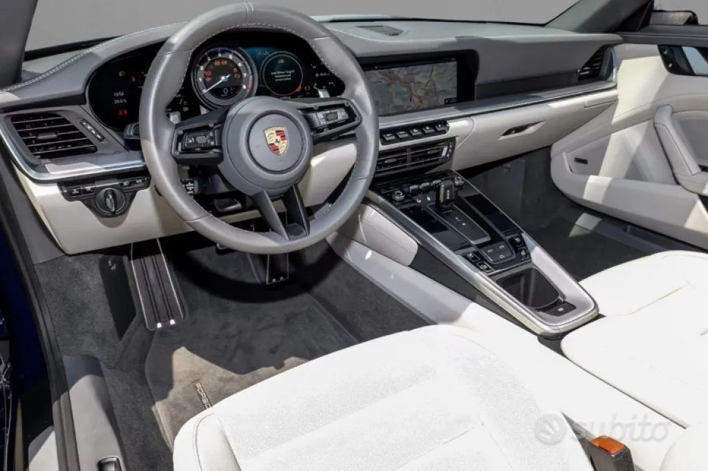 Porsche 911 2020 photo 5