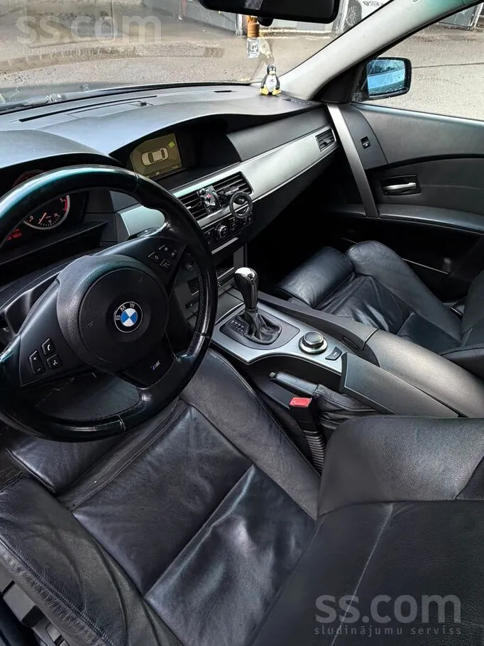 BMW E60 2007 photo 2