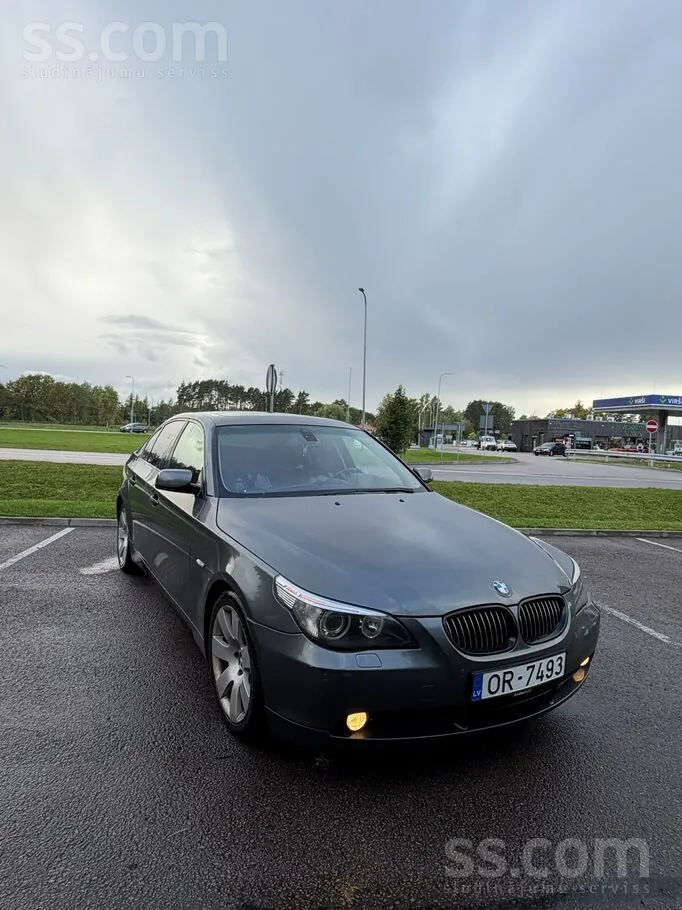 BMW E60