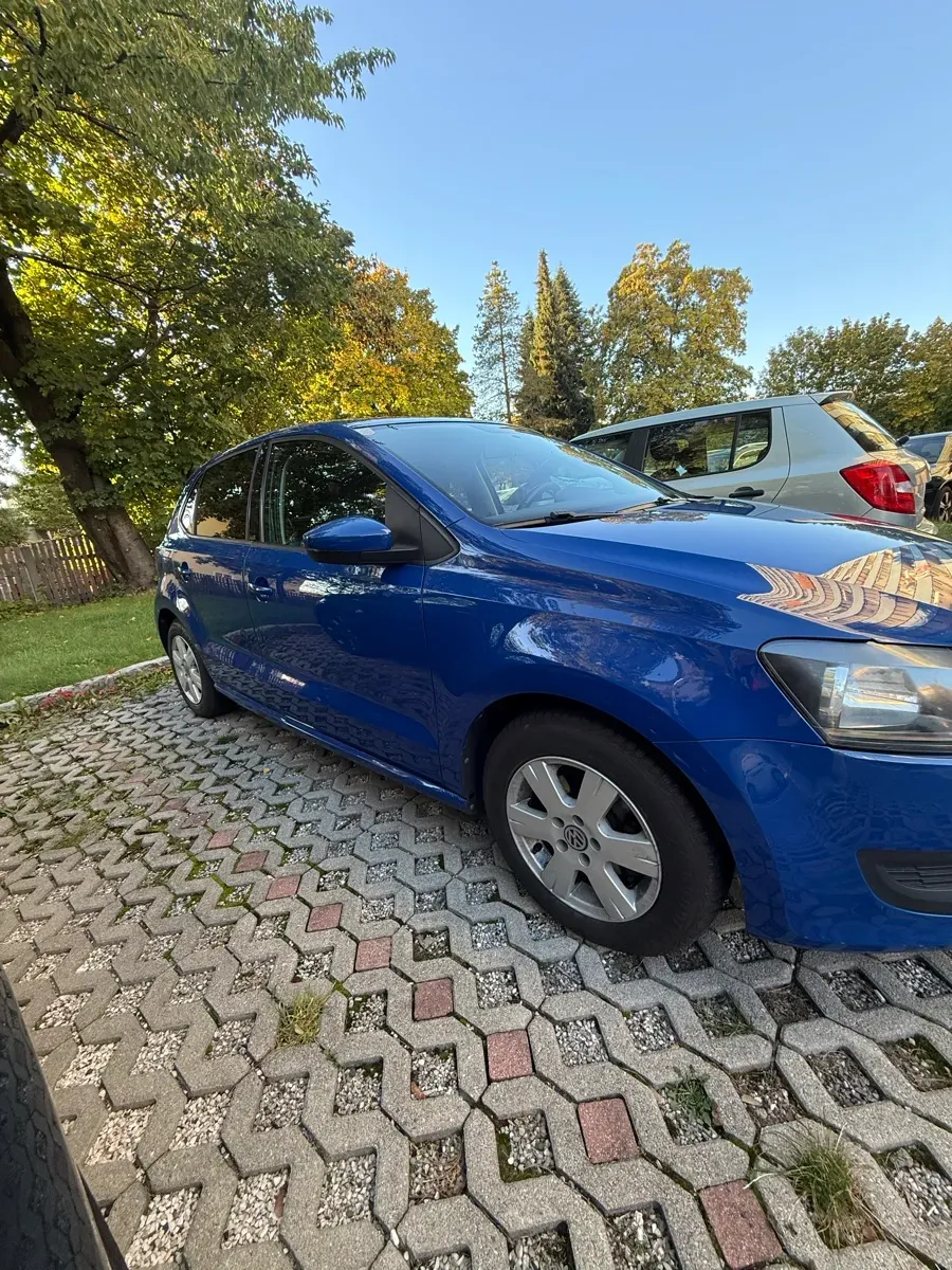 Volkswagen Polo 2010 photo 3