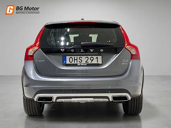 Volvo V60 Cross Country 2017 photo 5