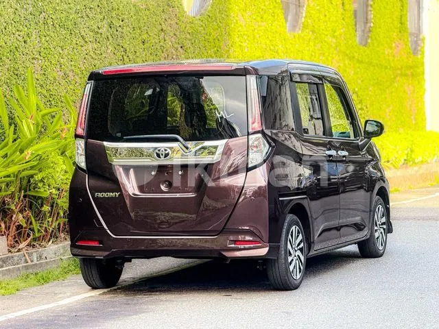 Toyota Roomy 2023 photo 2