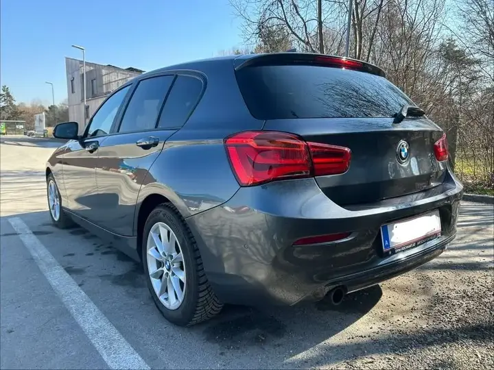 BMW 1 Series 2016 photo 2