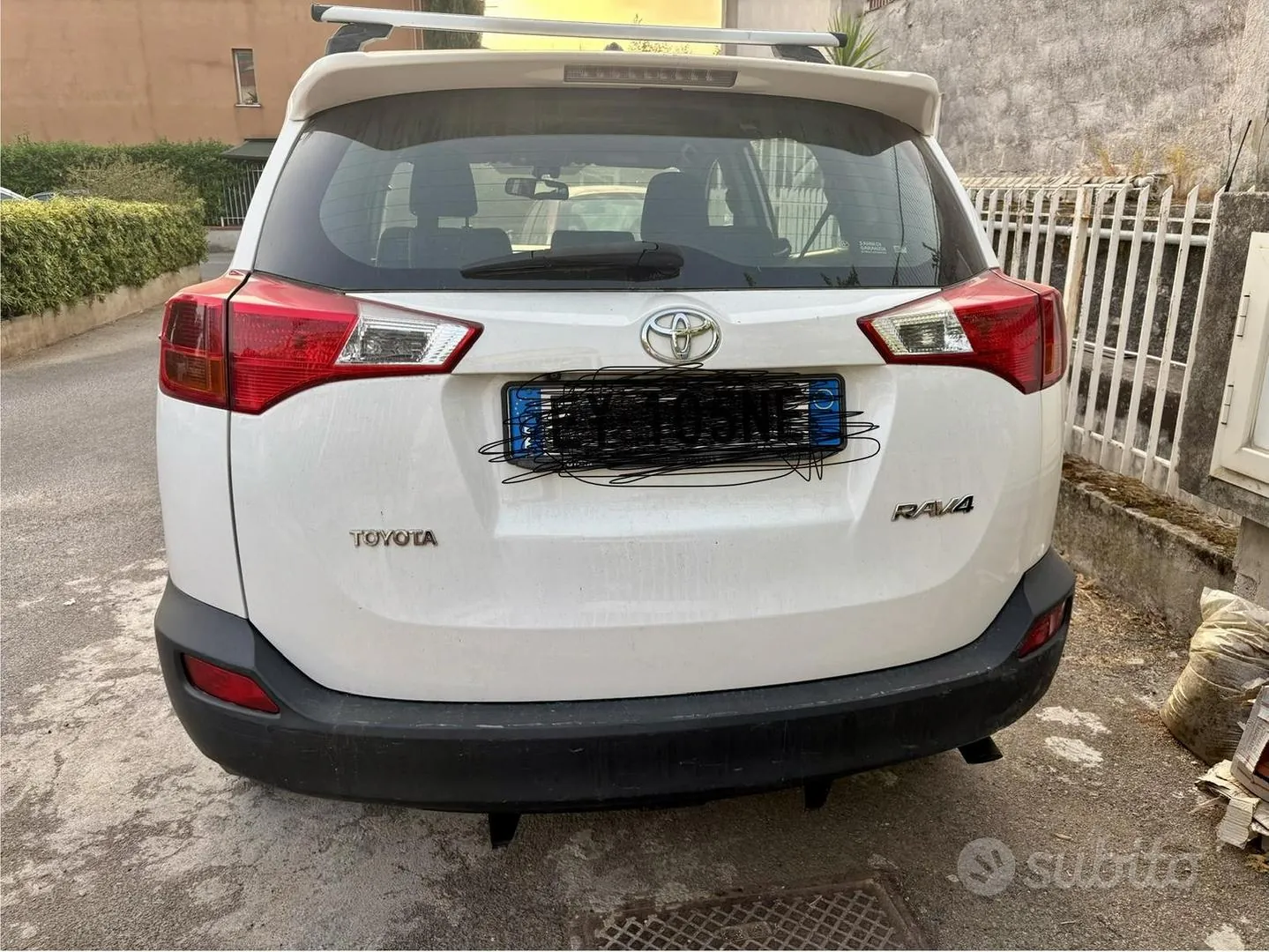 Toyota Rav4 2015 photo 2