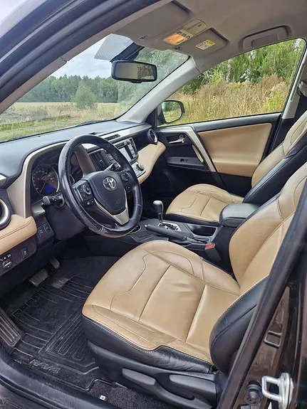 Toyota Rav4 2014 photo 4