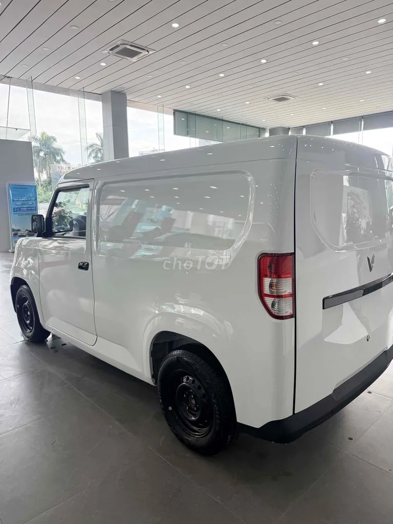 Vinfast Ec Van
