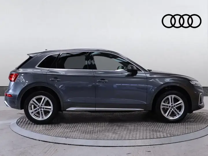Audi Q5 2024 photo 4