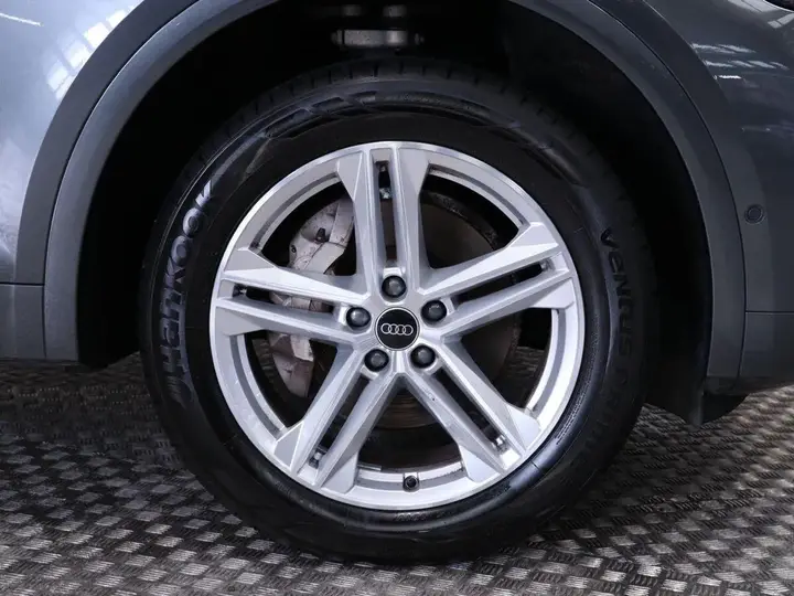 Audi Q5 2024 photo 5
