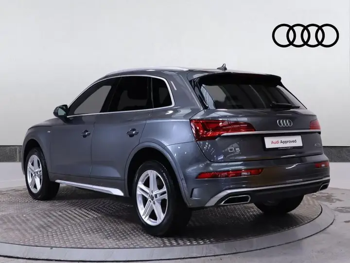 Audi Q5 2024 photo 3