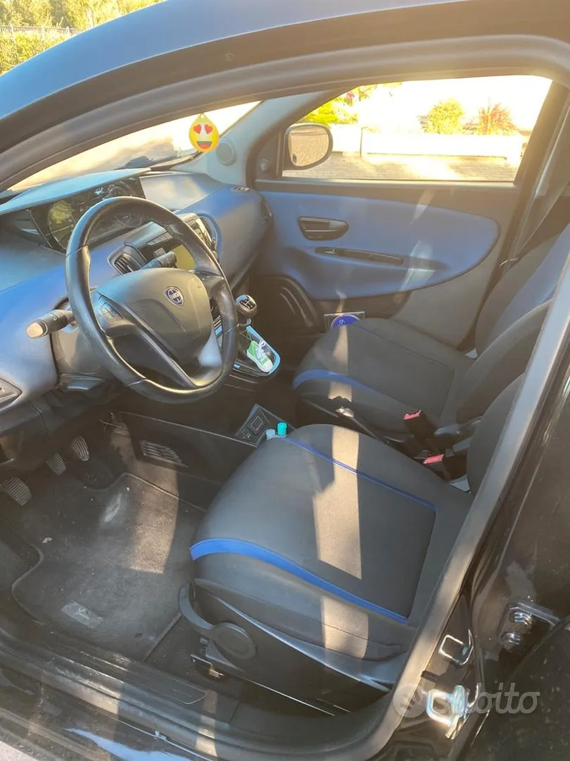 Lancia Ypsilon 2018 photo 5