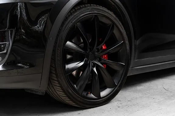 Tesla Model X 2020 photo 3