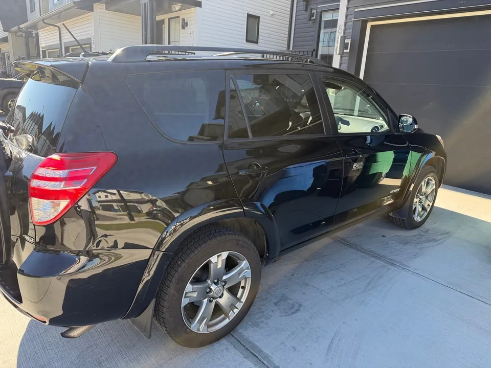 Toyota Rav4 2009 photo 4