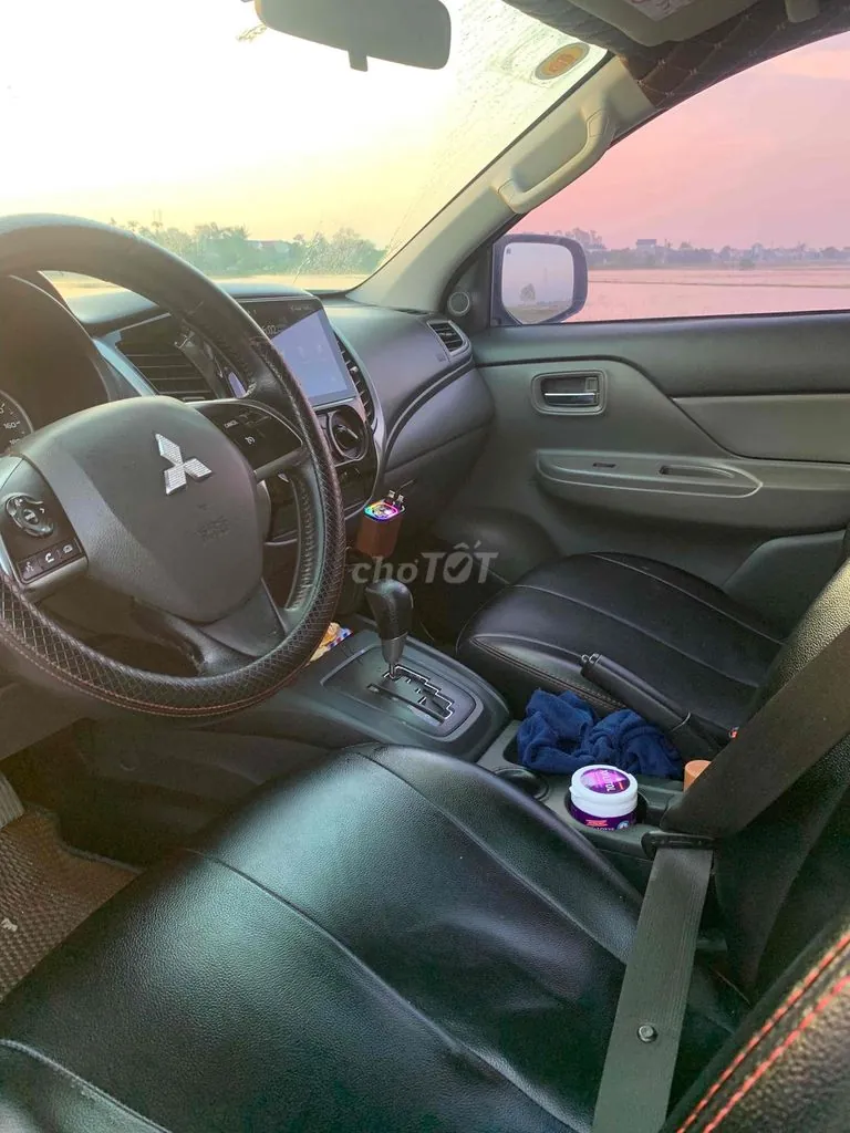 Mitsubishi Triton 2015 photo 5
