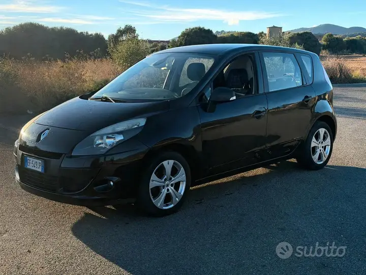 Renault Scenic 2010 photo 3