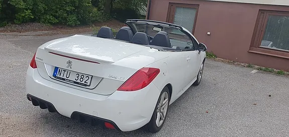 Peugeot 308 2011 photo 2