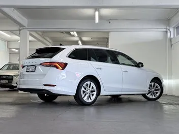 Skoda Octavia 2021 photo 4
