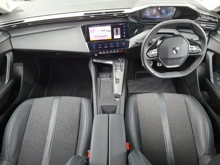 Peugeot 308 2023 photo 3