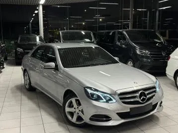 Mercedes-Benz E220