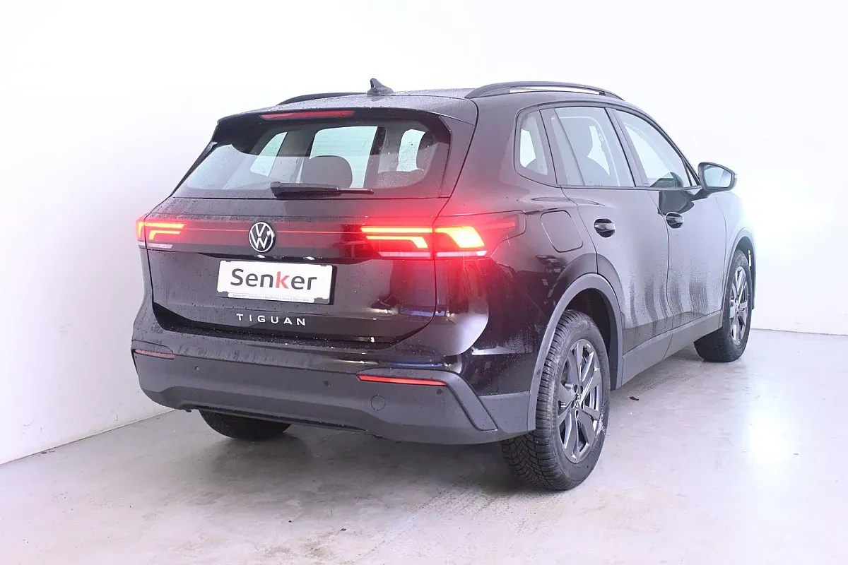 Volkswagen Tiguan 2025 photo 2