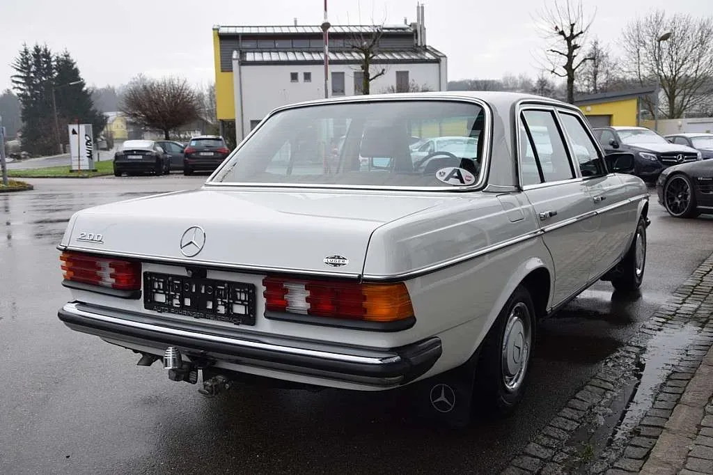 Mercedes-Benz Sonstige 1980 photo 3