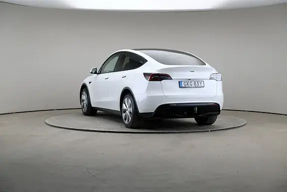 Tesla Model Y 2023 photo 2