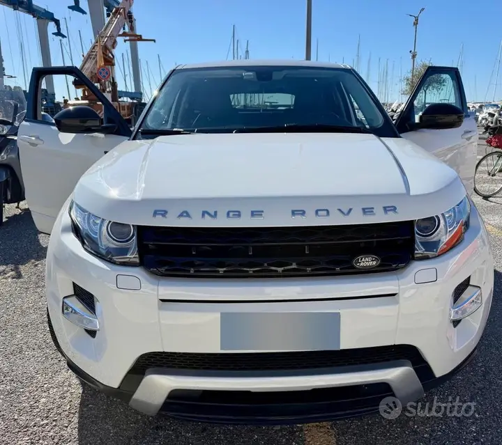 Land Rover Range Rover Evoque 2015 photo 2