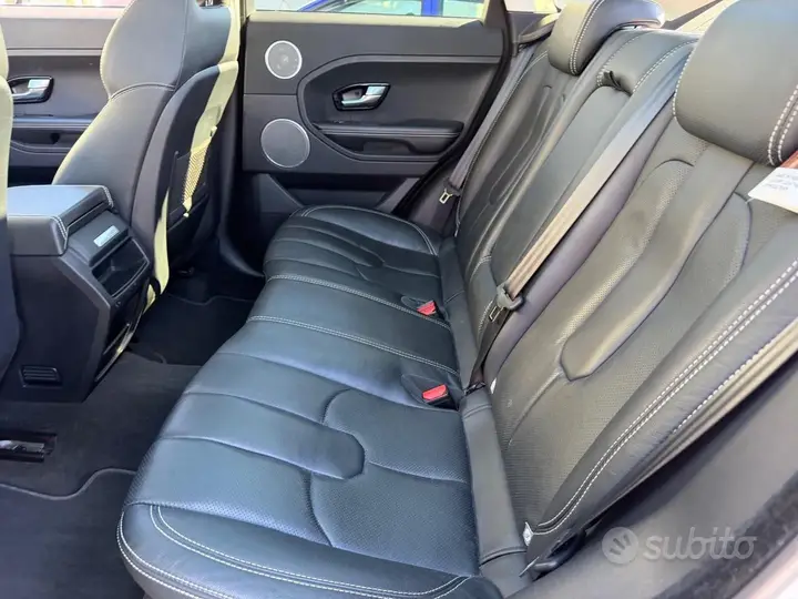 Land Rover Range Rover Evoque 2015 photo 5