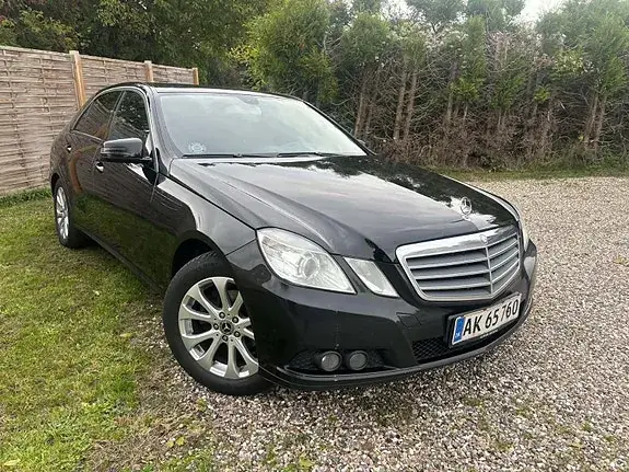 Mercedes-Benz 200 D