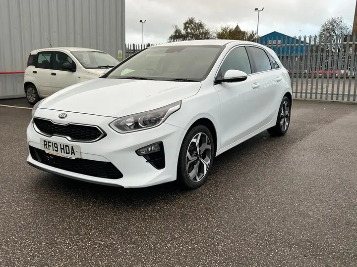 Kia Ceed 2019 photo 5
