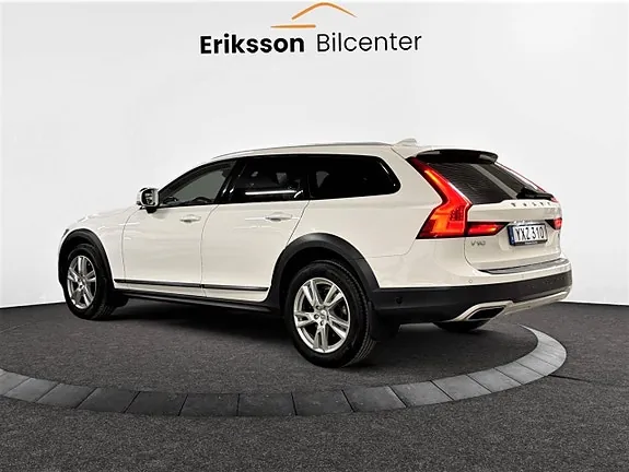 Volvo V90 Cross Country 2018 photo 4
