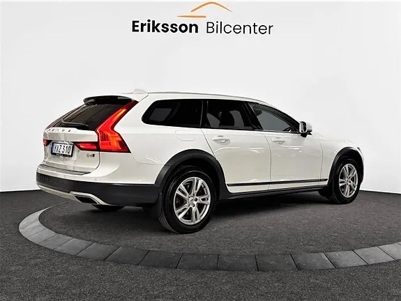 Volvo V90 Cross Country 2018 photo 5