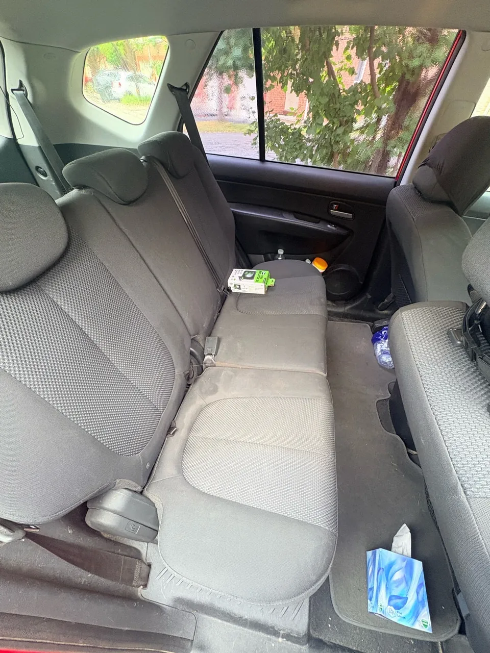 Kia Rondo 2009 photo 2