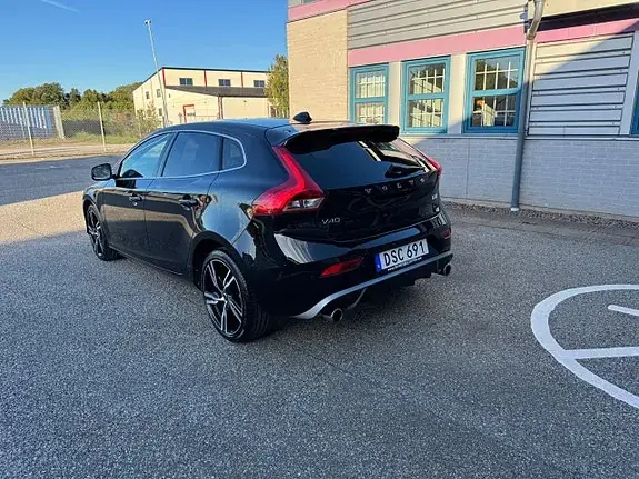Volvo V40 2018 photo 5